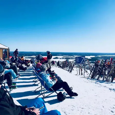 Сasa de vacaciones Design In Nilsiae, *